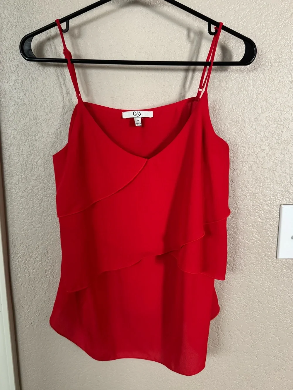 Red Ruffle Tiered Women’s Top - Picture 4 of 4